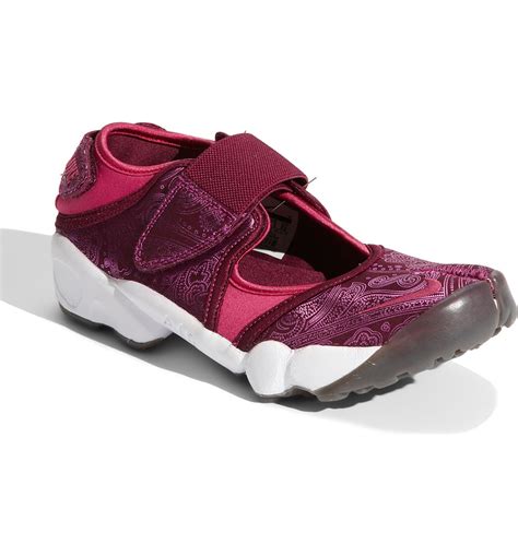 nike air rift women's